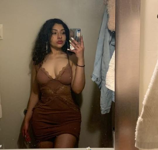 Escorts Minneapolis, Minnesota Champagne