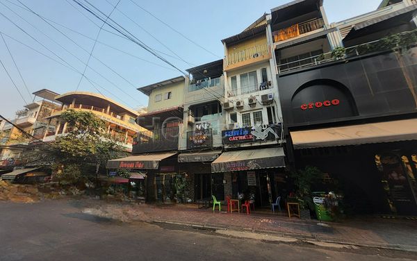 Beer Bar / Go-Go Bar Phnom Penh, Cambodia Dream Bar