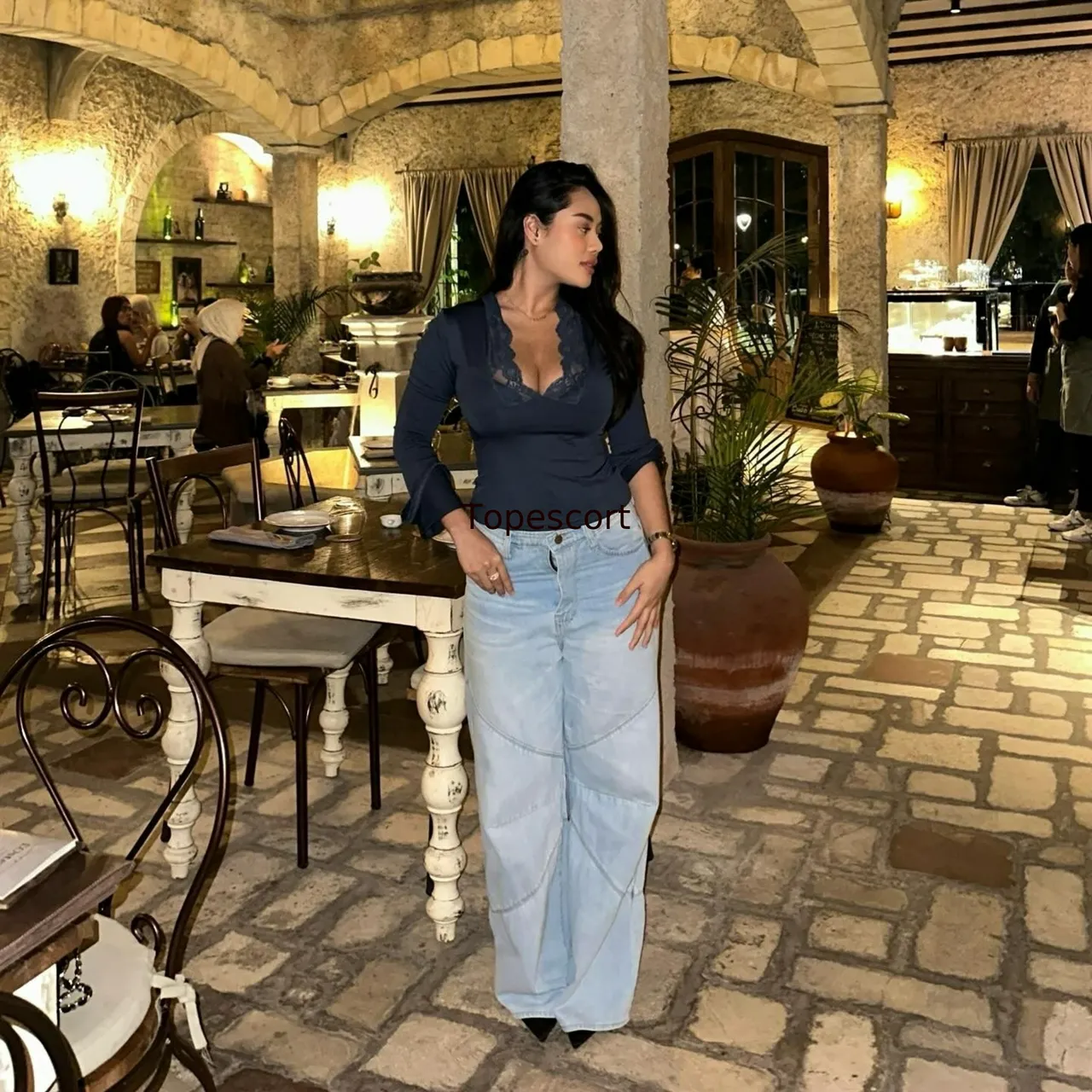 Escorts Jakarta, Indonesia Babyflo