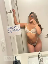 Escorts Edmonton, Alberta PETITE & PARTY ʟᴇᴛ’ꜱ ᴍᴇᴇᴛ tight & wet babeINCALL & OUT