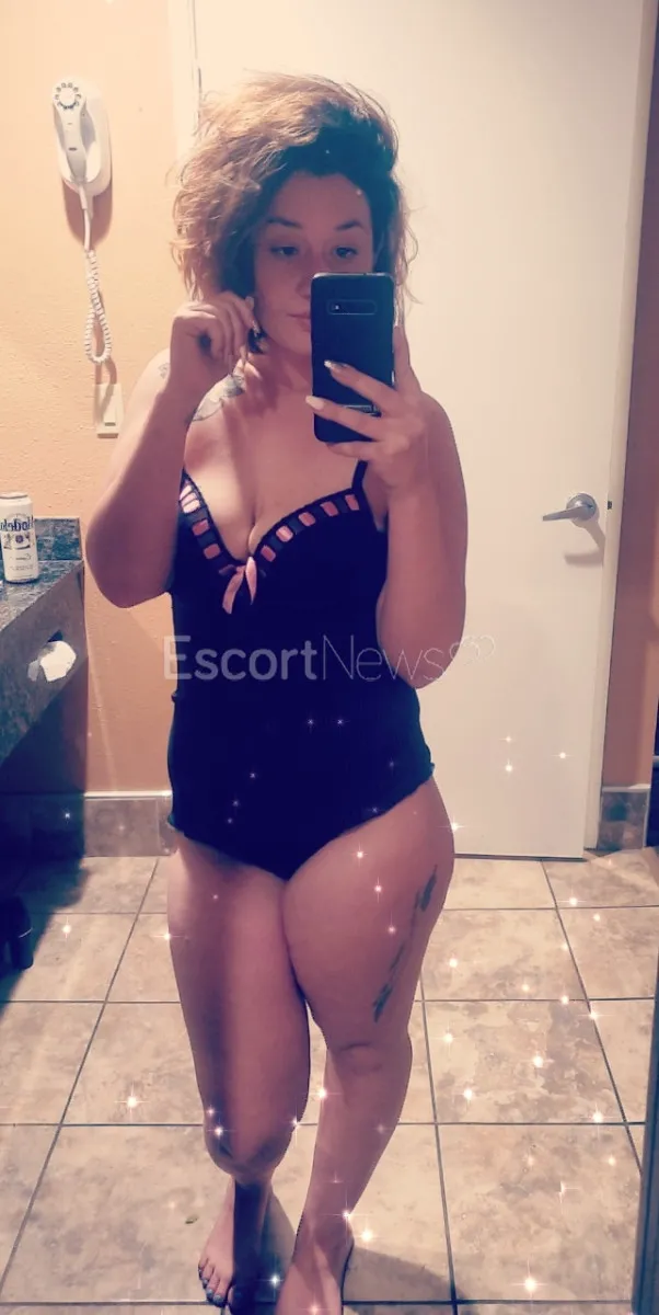 Escorts KourtneyLove