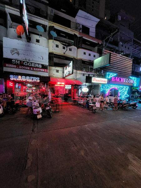 Beer Bar / Go-Go Bar Pattaya, Thailand The Rock House