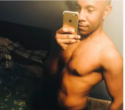 Escorts Bi Black Hung Guy Available