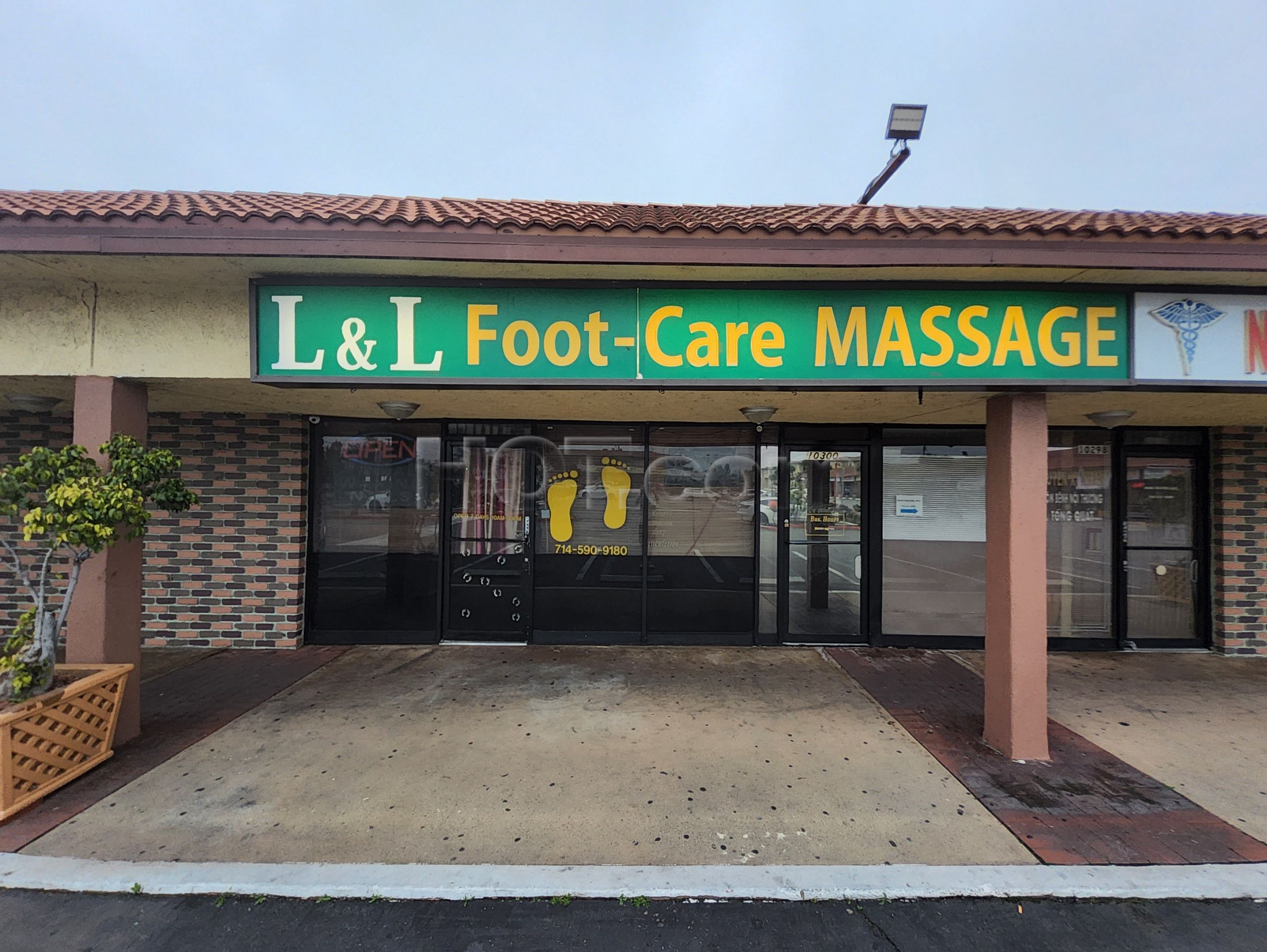 Garden Grove, California L&L Footcare Massage