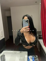 Escorts Lyon, France LEXYA de retour en France