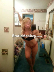 Escorts Kansas City, Missouri Savannah Moon