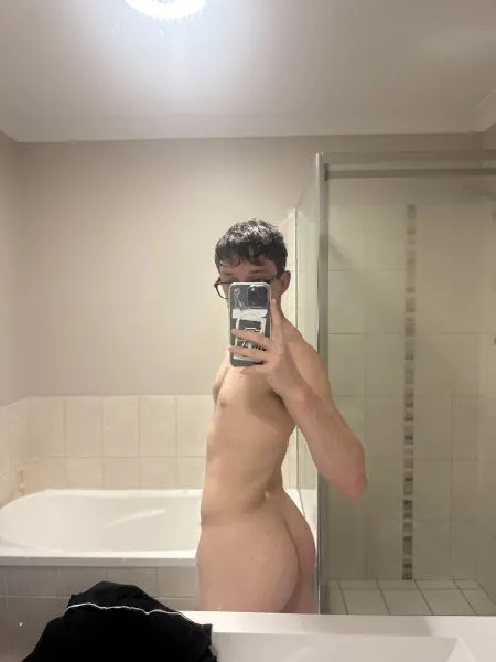 Escorts Newcastle, Australia Youngtwinkluke