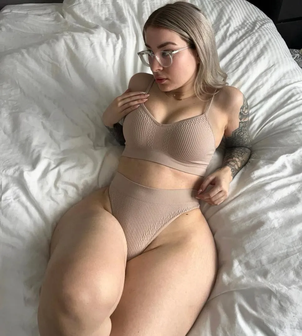 Escorts Calgary, Alberta Jessy