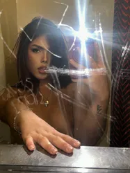 Escorts Santa Ana, California Yenifer