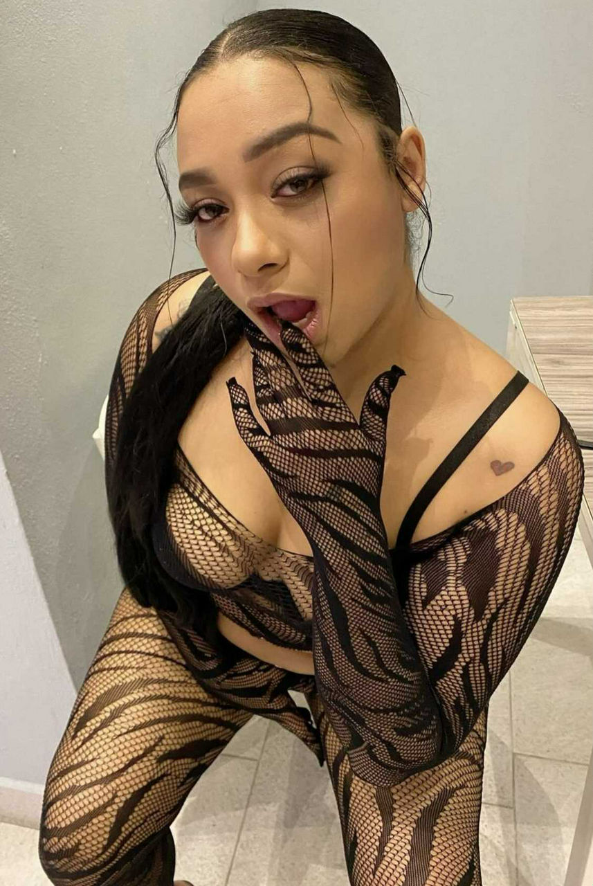Escorts New York City, New York Gina hit Latina  % real 🔥🔥🔥😘😘😘bbj xtras back door