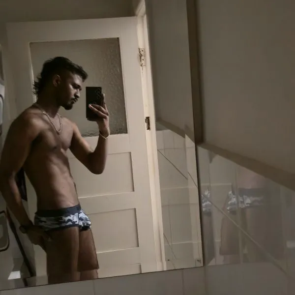 Escorts Sydney, Australia FckmeEyes