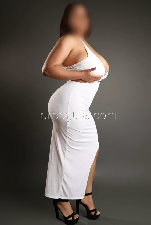 Escorts Madrid, Spain Camila