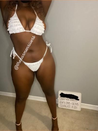 Escorts Barrie, North Dakota INCALLS!!!!💋💋💋COME OVER AND LET ME WARM YOU UP AND SEE ME!! YOUR THICK EBONY QUEEN INCALL