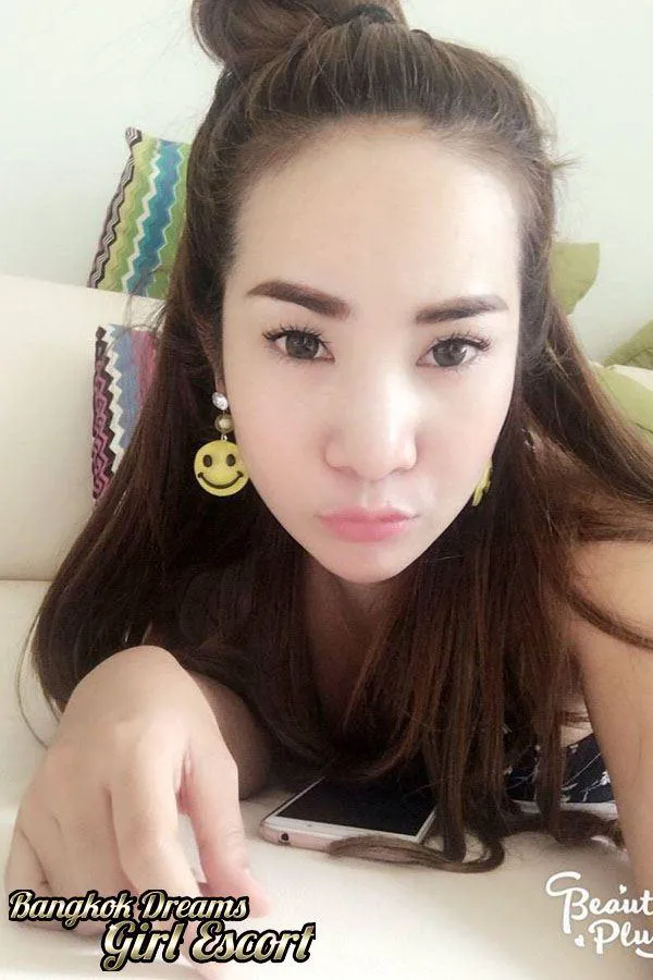 Escorts Bangkok, Thailand Young Sexy Babe