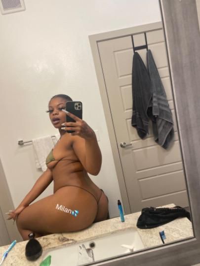 Escorts Raleigh, North Carolina im back🥰not here long catch me while you can baby😘