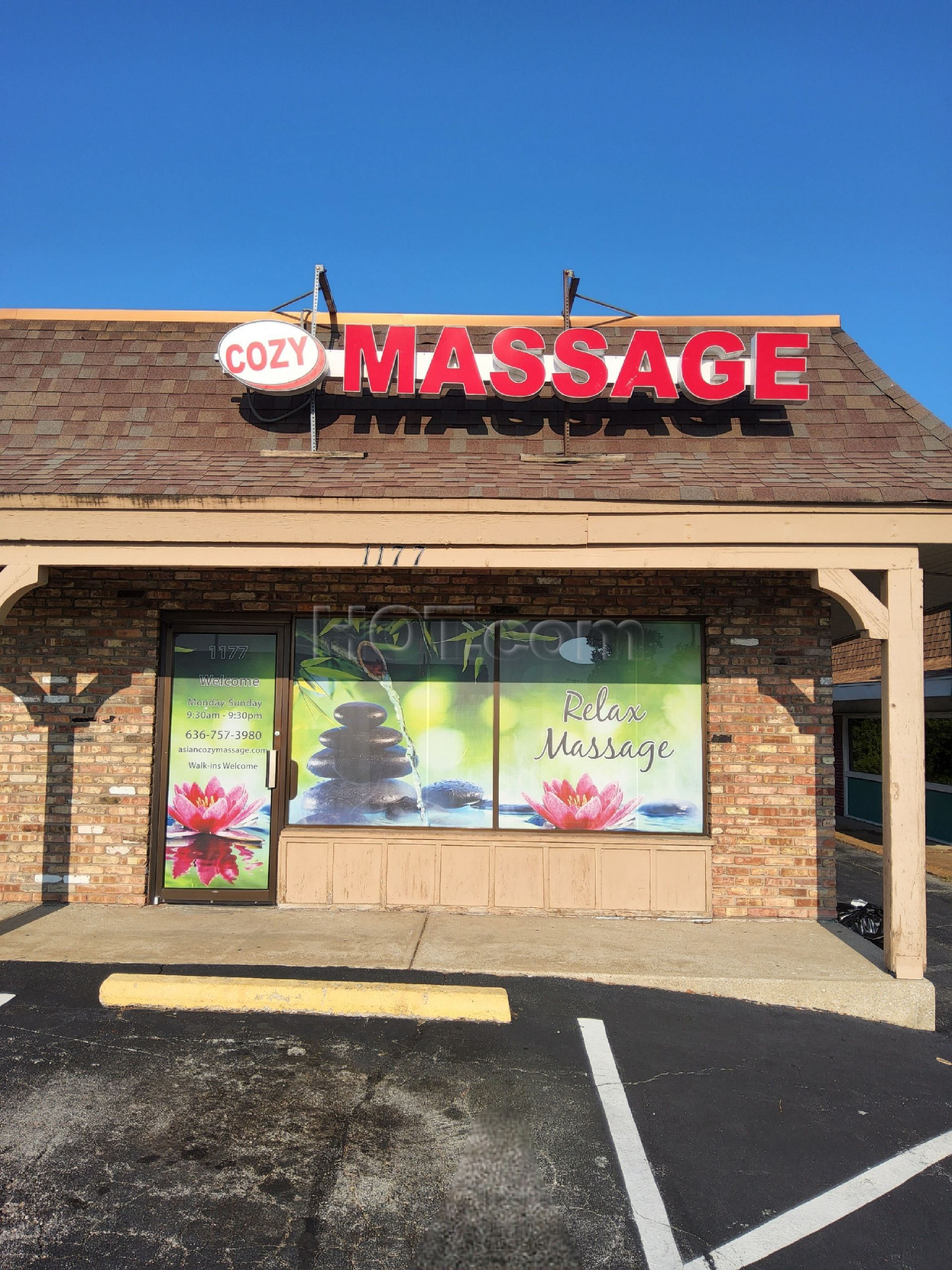 Saint Charles, Missouri Cozy Massage