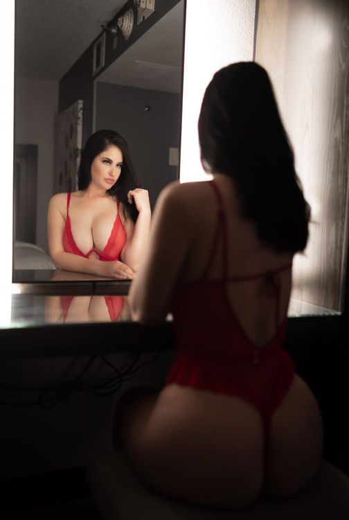 Escorts Concord, California Emmalovee