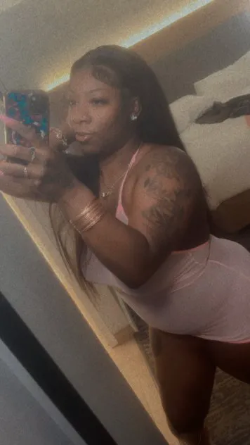 Escorts Queens, New York Nadia
