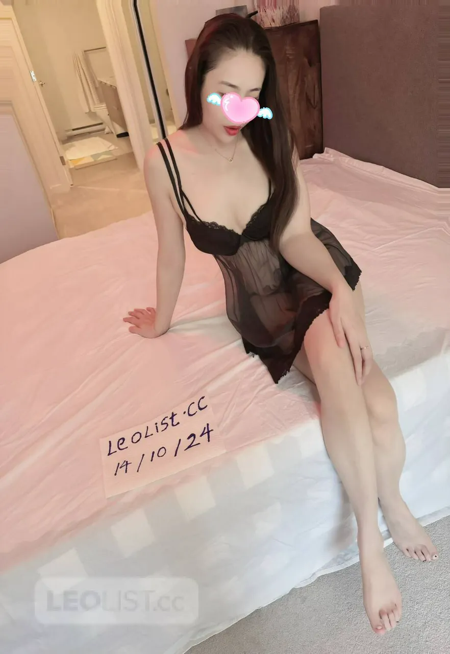 Escorts Burnaby, British Columbia metrotown new girl shortly stay Open mind service