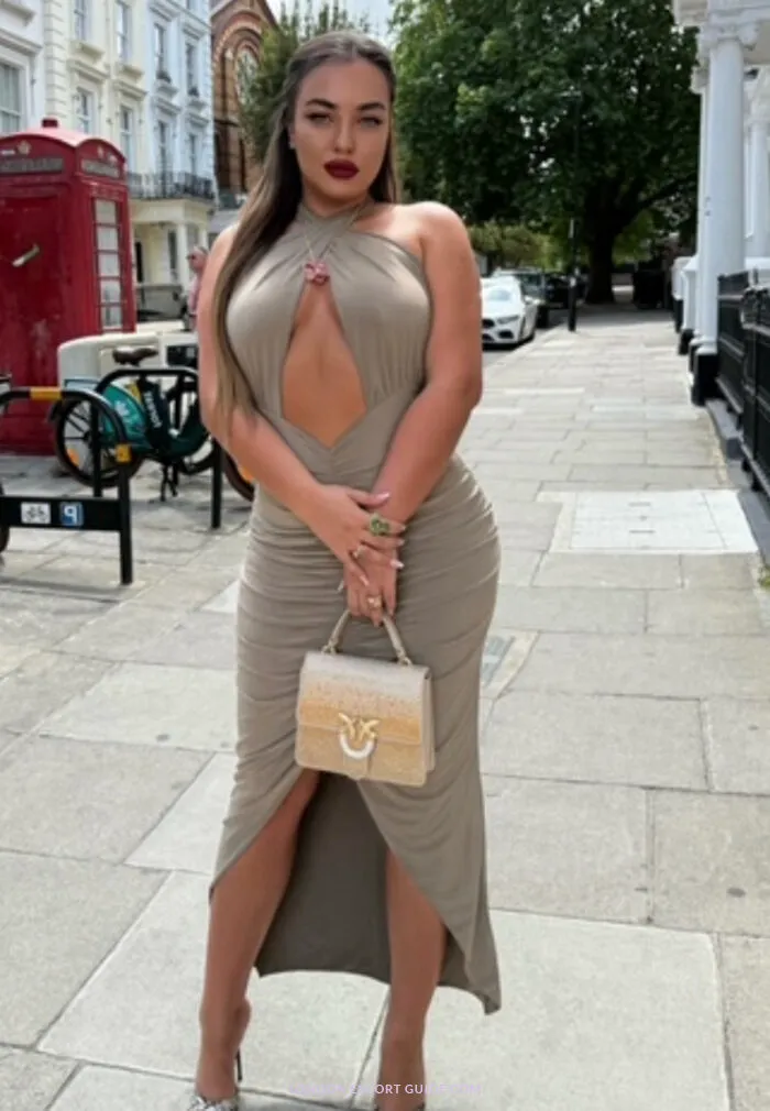 Escorts London, England Cindy