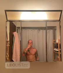 Escorts Vancouver, British Columbia Luca Vitale