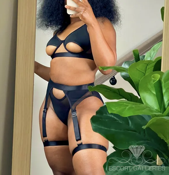 Escorts Dusseldorf, Germany Xanabutt