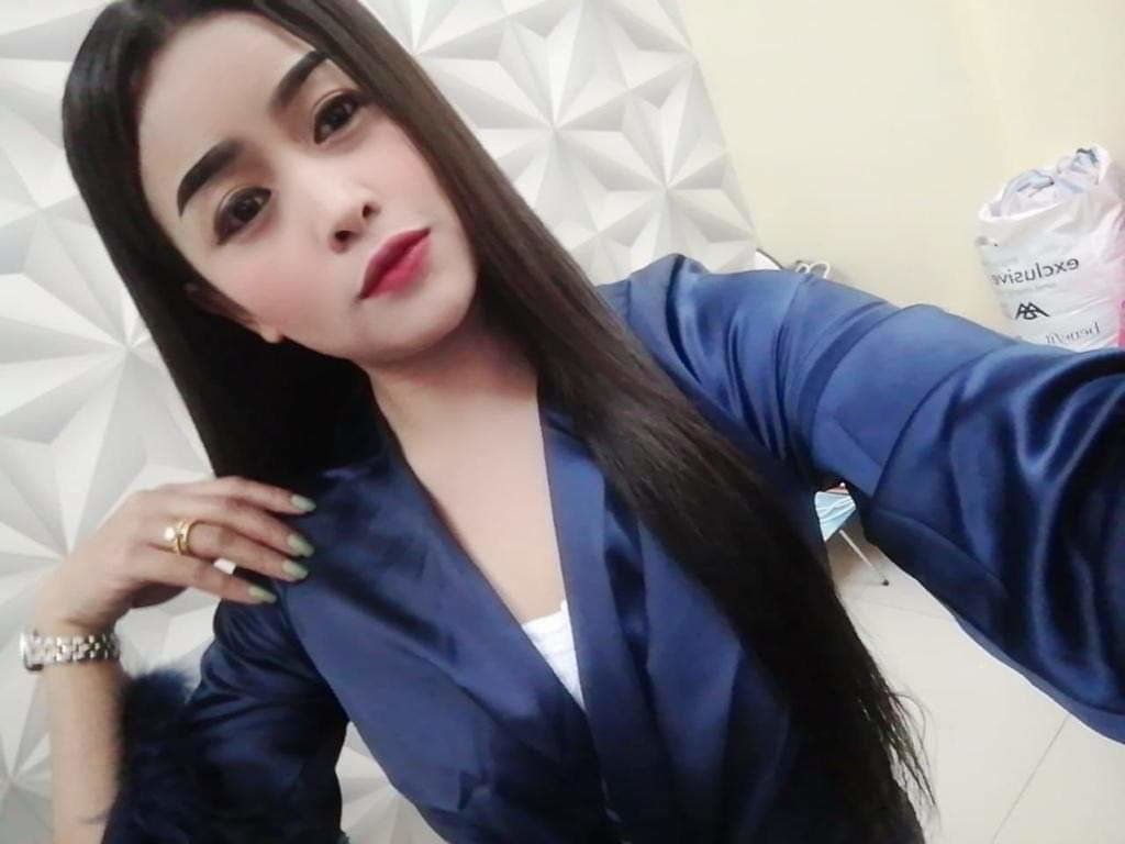 Escorts Dammam, Saudi Arabia Mira