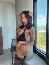 Escorts Hollywood, California Estherbrazilian