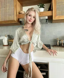 Escorts Hartford City, Indiana I’m available for hookup both incall and outcall🥰💦