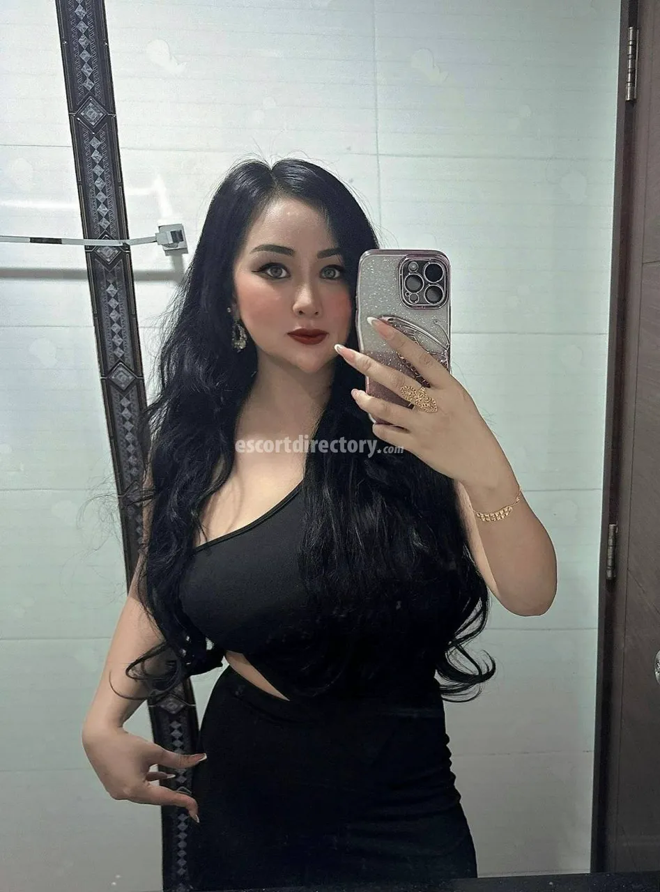 Escorts Manama, Bahrain Linda