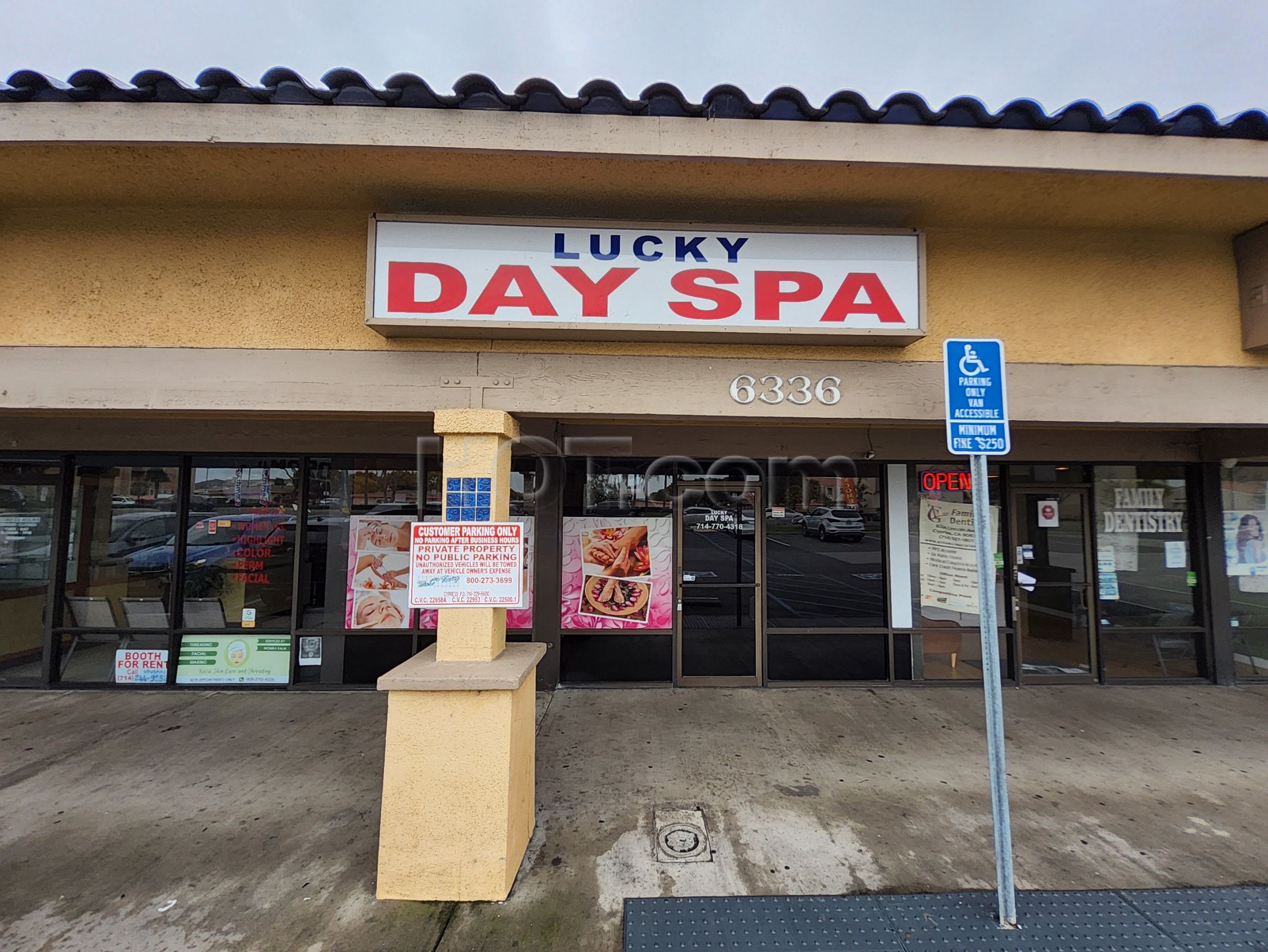 Cypress, California Lucky Day Spa