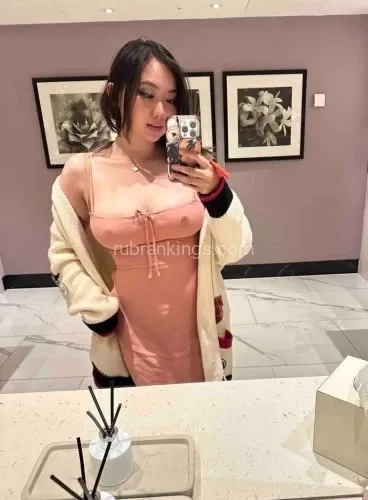 Escorts Chicago, Illinois MASSAGE THERAPIST IS HERE IS TOWN