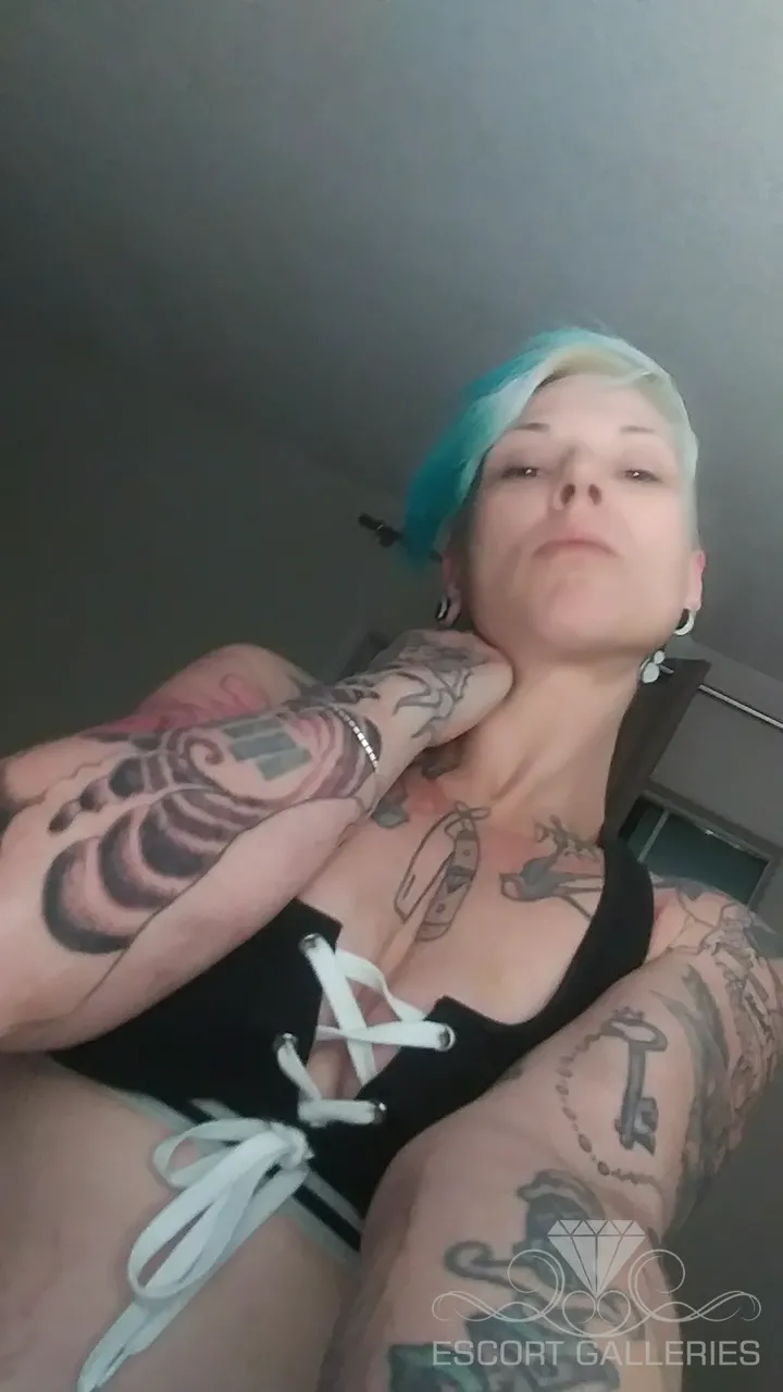 Escorts Denver, Colorado Miss Shelly