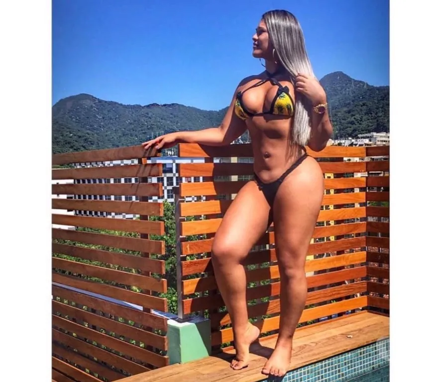 Escorts Swindon, England • Ts Yane • Sexy Girl! 🍑✨