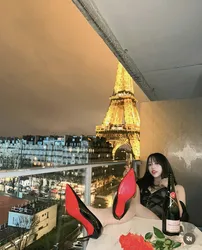 Escorts Osaka, Japan Rinda suck very good