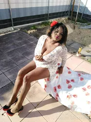 Escorts Dusseldorf, Germany null