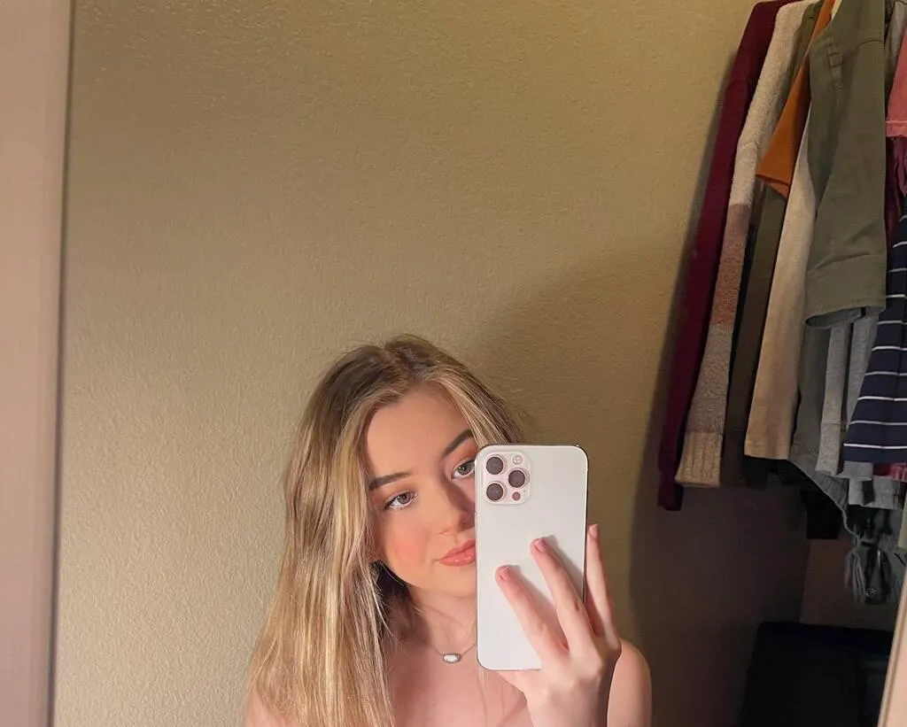 Escorts Moncton, New Brunswick Sasha