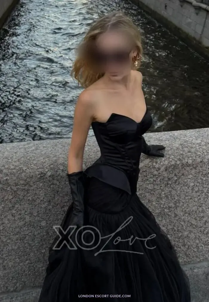 Escorts London, England Alice