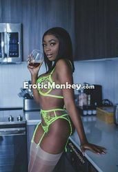 Escorts Miami, Florida Tori Montana