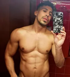 Escorts New York City, New York Reiden_TopLatin