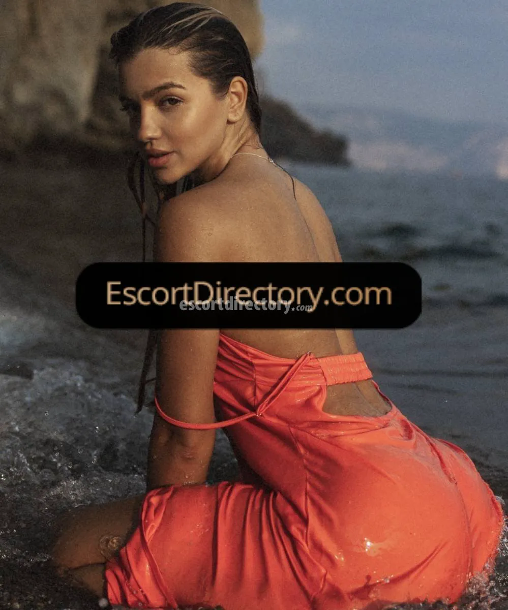 Escorts Ayia Napa, Cyprus Carolina