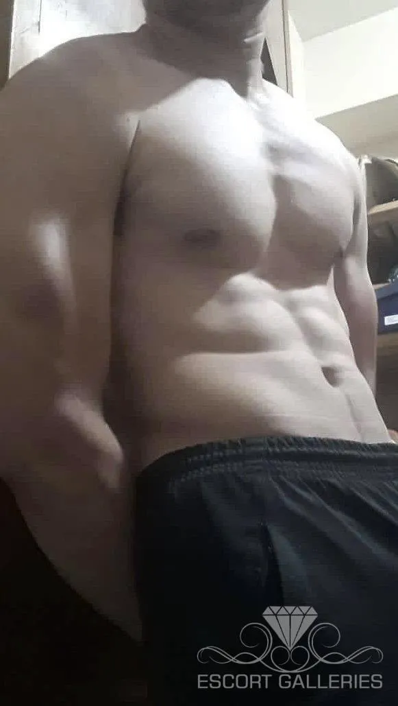 Escorts Hyderabad, India Vicky Escort and massage