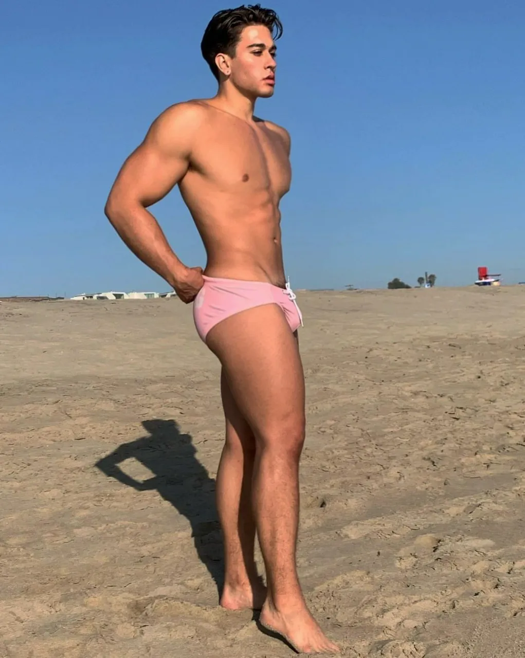 Escorts London, England cutehotboy69