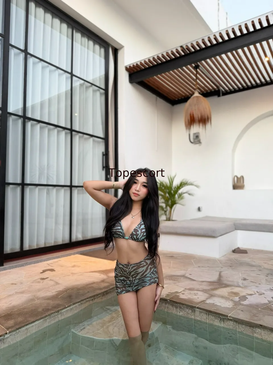 Escorts Bali, Indonesia Kirana