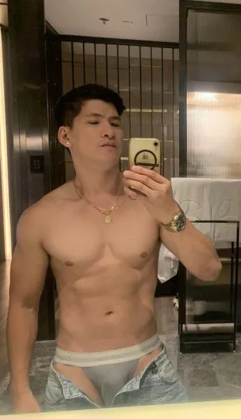 Escorts Manila, Philippines MIGZforYOU