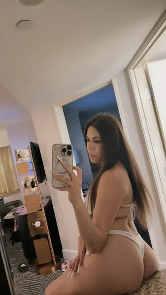 Escorts Los Angeles, California Destinygetzwet