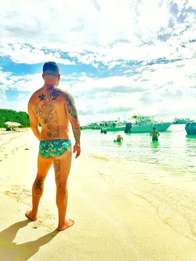 Escorts New York City, New York Come Curious, Leave a puddle!