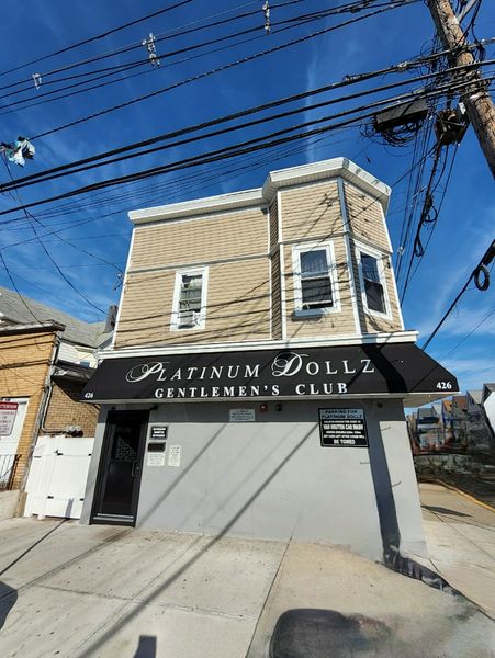 Strip Clubs Passaic, New Jersey Platinum Dolls Gentlemens Club and Restaurant