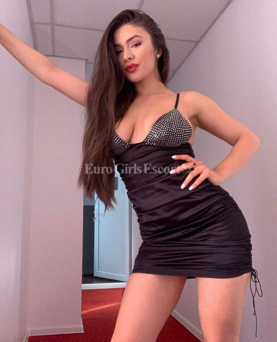 Escorts Saint-Nazaire, France Nouvelle femme