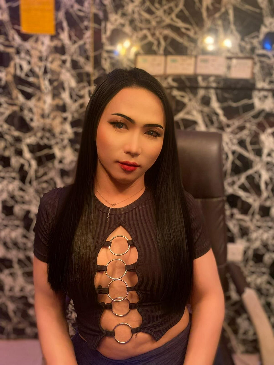 Escorts Dubai, United Arab Emirates Lucy Ladyboy Thailand🇨🇷